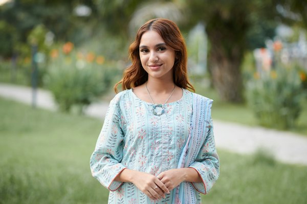 Où découvrir les traditions artisanales des peuples Sami en Laponie : ateliers et visites ?